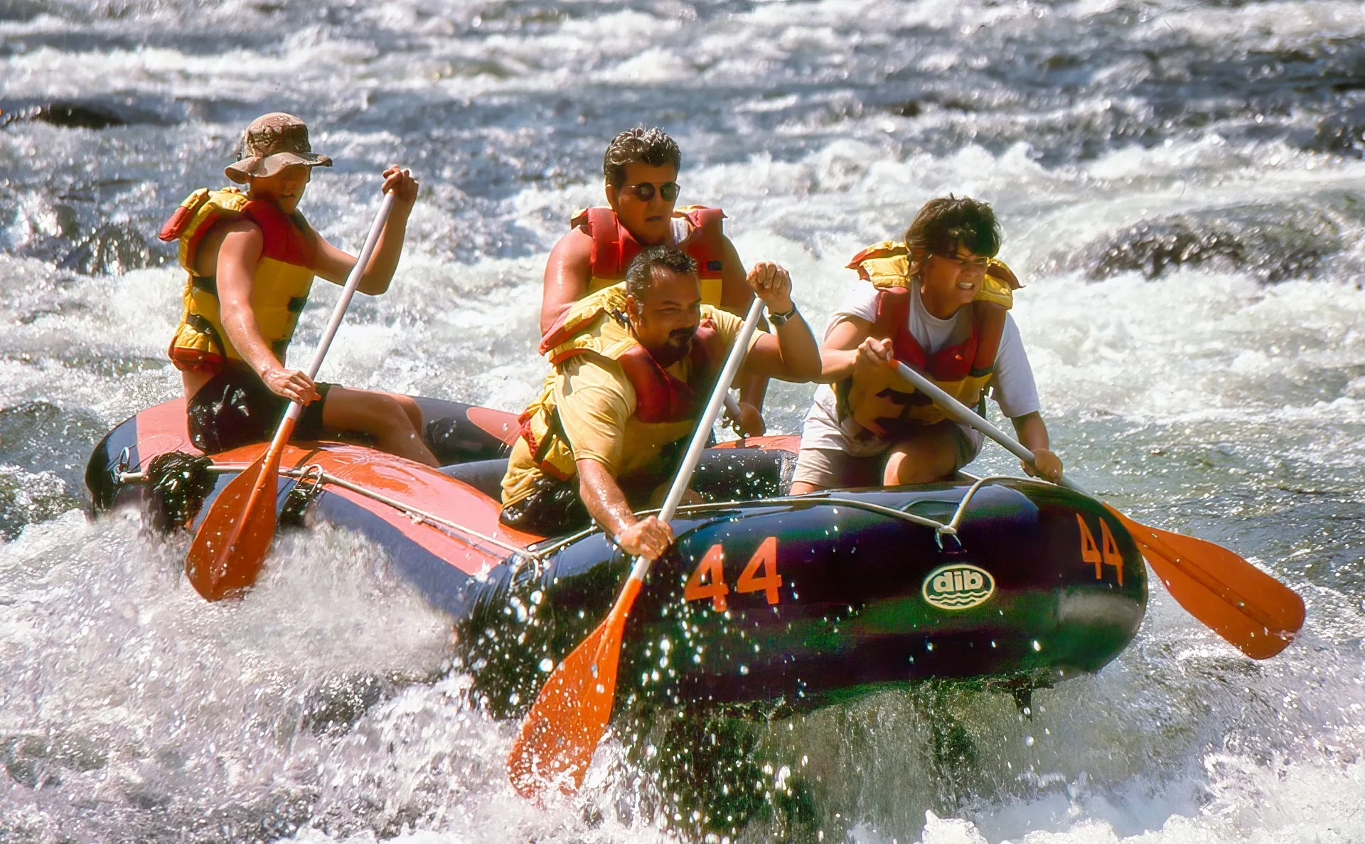 https://belleavventure.com/wp-content/uploads/2025/07/rafting-6724474_1920_11zon.webp